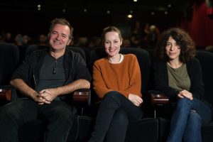 Frédéric Pelle (réalisateur), Adelaide Leroux (actrice) et Orlanda Laforêt(auteure) lors de la séance de "Le Chant du merle"- RCC 2015
Crédit : Emilie Saubestre